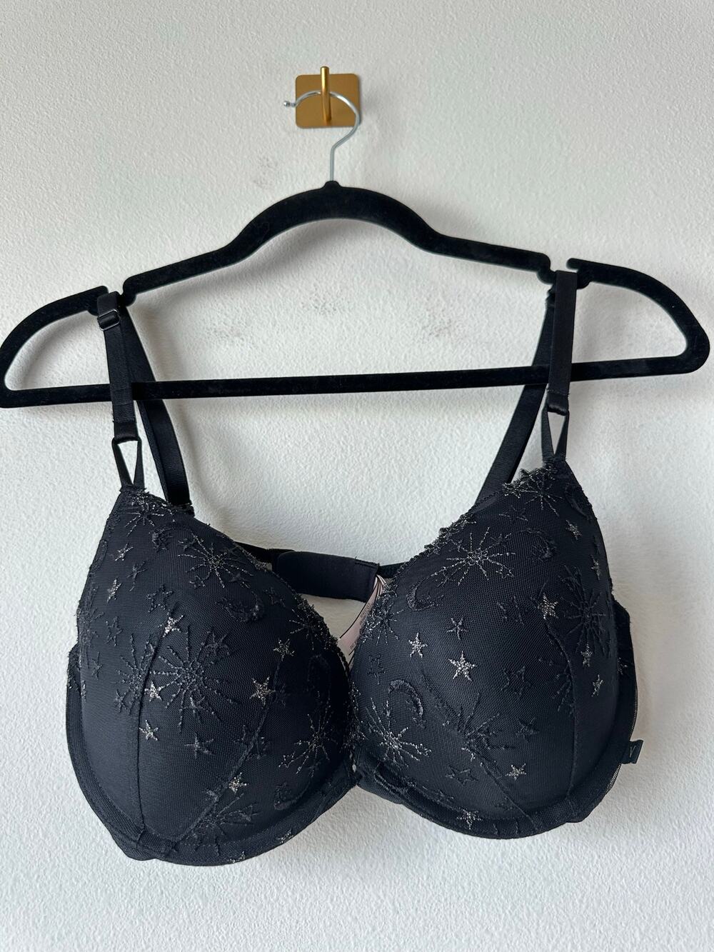 Victoria’s Secret Black Celestial Star Moon Embroidered Push-Up Bra 36D